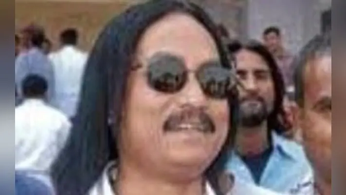 पूर्व मंत्री राजा पीटर के घर से लाखों की चोरी