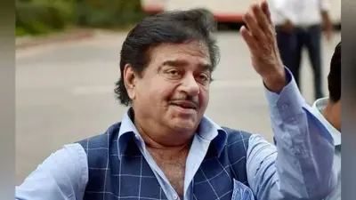 शत्रुघ्न ने फिर साधा मोदी सरकार पर निशाना, कहा- गुजरात चुनाव भाजपा के लिए एक चुनौती