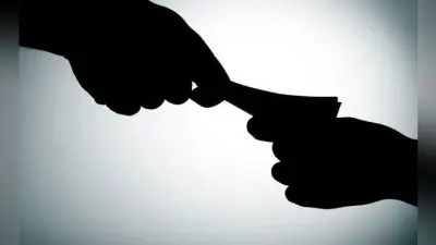 एसडीओ करता था अवैध वसूली, बालू ढोनेवाले हर ट्रैक्टर से घूस का रेट 1500 रुपये प्रति ट्रैक्टर