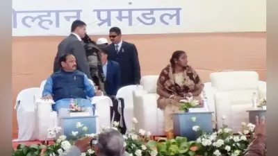 बाबा रामदेव के पतंजलि स्टोर में बिकेंगे झारखंड के शहद, राज्य से दूर होगी बेरोजगारी, सरायकेला में सीएम की 10 बड़ी घोषणाएं
