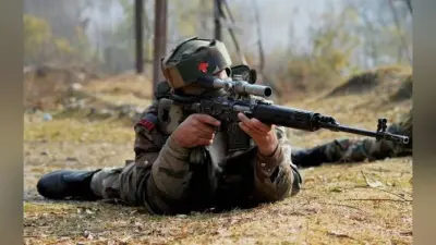 जम्मू-कश्मीर के अनंतनाग में सुरक्षाबलों और आतंकवादियों के बीच मुठभेड़, दो अज्ञात आतंकी मारे गए