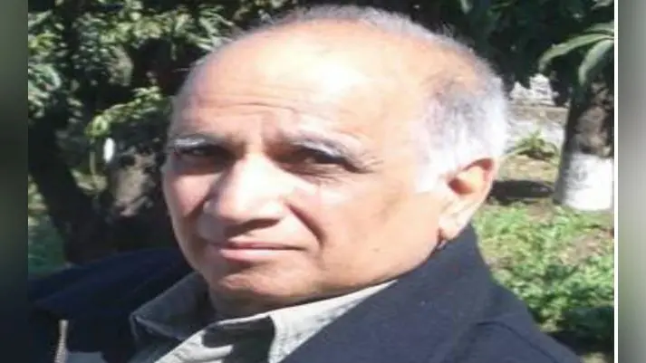 हिन्दी के साहित्यकार और नाटक लेखक सुरेंद्र वर्मा को व्यास सम्मान