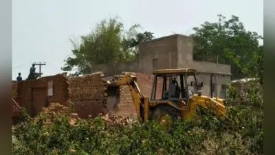 बिहार में अतिक्रमण हटाओ अभियान के दौरान बेघर हुए लोगों को सरकार देगी जमीन, इस तरह उठाएं मौके का फायदा
