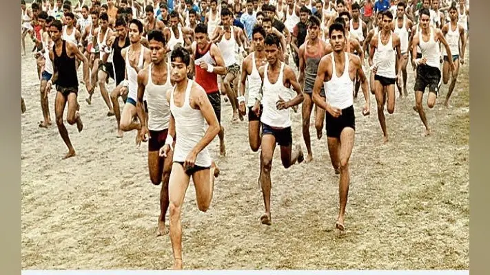 Sarkari Naukri: बिहार में आठ जिलों के युवकों की सेना में होगी बहाली, आज से ऑनलाइन रजिस्ट्रेशन शुरू, जानें पूरी प्रक्रिया