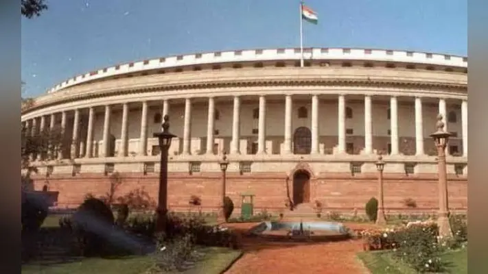 आरटीआई से खुलासा – लोस और रास सदस्यों के वेतन-भत्तों पर चार वर्ष में 19.97 अरब रुपये खर्च