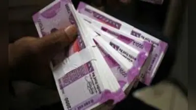 कोरोना ने किया रुपया का बुरा हाल, पहली बार डॉलर के मुकाबले 75 के नीचे
