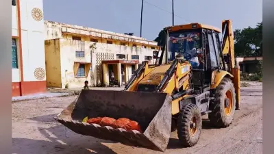 बिहार पुलिस की करतूत, शव को जेसीबी से ले गयी