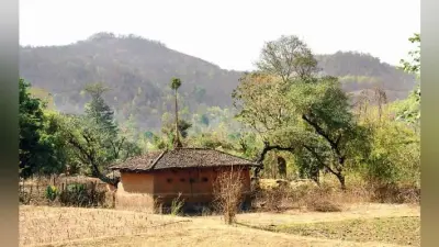 गरुड़पीढ़ी गांव, जिसके पाेर-पोर में समाया है आदिवासियों का भोलापन