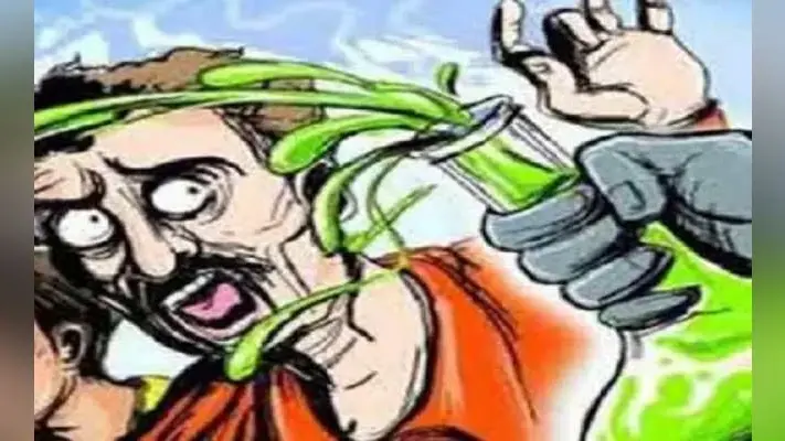 पति पर एसिड से हमला, गिरफ्तार, पत्नी और उसकी सहेली ने फेंका एसिड