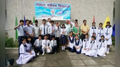 तेलंगाना में एथलेटिक्स प्रतियोगिता में स्वर्ण और कांस्य जीतकर लौटे नवोदय विद्यालय के छात्रों का स्वागत