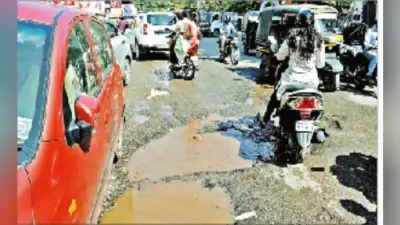मेला घूमने निकल रहे हैं, तो खतरनाक गड्ढों से बचें