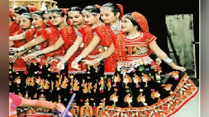 शहर में गरबे की मची धूम