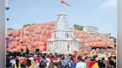 40 करोड़ का ‘मां का रथ’, संतोष मित्रा स्क्वायर में बना है 10 टन चांदी से रथ