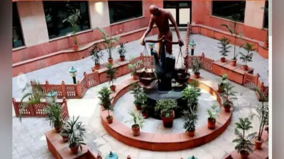 NCDRC ने हिताची इंडिया पर लगाया 5 लाख रुपये का जुर्माना, जानिये क्यों…?