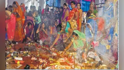 भक्ति व उल्लास में डूबा शहर : कहीं भोग का किया गया वितरण, तो कहीं सांस्कृतिक कार्यक्रम का हुआ आयोजन