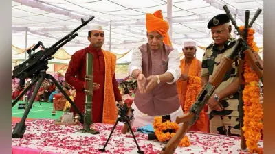 गृह मंत्री ने भारत-पाक सीमा पर बीएसएफ के जवानों के साथ मनाया दशहरा, की शस्त्र पूजा