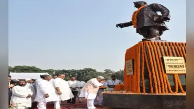 मुख्यमंत्री नीतीश कुमार ने दी श्रीबाबू को श्रद्धांजलि