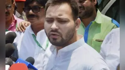 सीवान : पूर्व सांसद शहाबुद्दीन के घर पहुंचे तेजस्वी