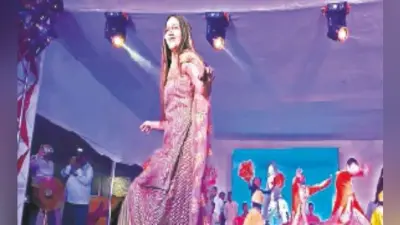 बिहार के इस जिले में सपना चौधरी ने लगाये ठुमके, झूम उठे लोग