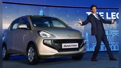 IN PICS: Hyundai की कार लॉन्चिंग पर ऐसे नजर आए बॉलीवुड किंग शाहरुख खान