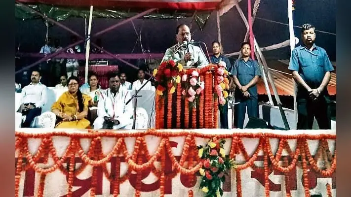 मुड़मा जतरा मेला : रघुवर दास ने किया उद्घाटन, बोले सरकार आदिवासी समाज के विकास के लिए कृतसंकल्प