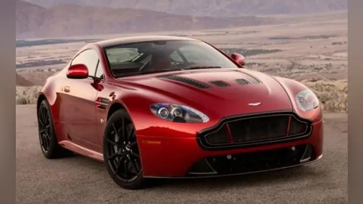Aston Martin ने भारत में लॉन्च की 2.86 करोड़ की कार Vantage