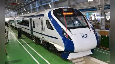 Track पर दौड़ने लगी देश की बिना इंजन वाली पहली Train18, पुरानी शताब्दी रेलगाड़ियों की लेगी जगह