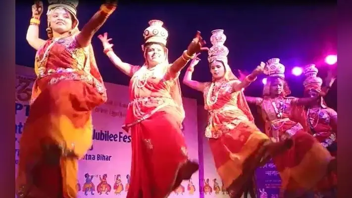 IPTA@75 : लोकगीत और लोकनृत्य से बिहार के कलाकारों ने बिखेरी अपनी संस्कृति की छटा, देखें वीडियो