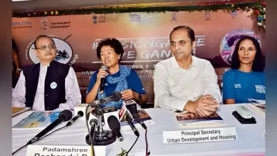 पटना : आस्था के नाम पर गंगा में बहायी जा रही गंदगी, लोग समझें जिम्मेदारी