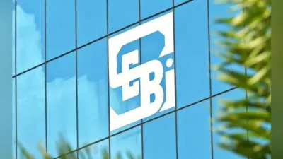 SEBI ने सहारा पर फिर अपनाया कड़ा रुख, निवेशकों के 14 हजार करोड़ रुपये लौटाने का दिया आदेश
