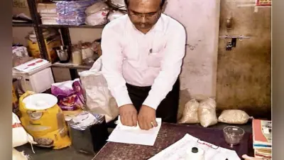 पटना : पटना : 10 दुकानों पर छापे, 5 को नोटिस, एक पर केस