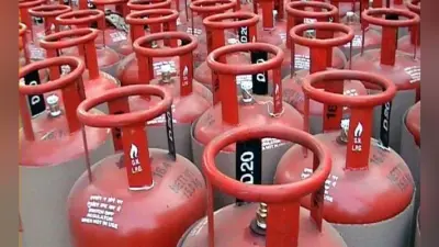LPG Cylinder Updates : अब बस पहचान पत्र दिखाकर घर ले जाएं एलपीजी सिलेंडर, जानें ये काम की बात
