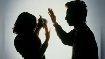 भारत में एक तिहाई महिलाएं पति के हाथों हिंसा की शिकार, ये हैं साइड इफेक्ट्स