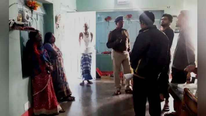 घर मालिक पत्नी के साथ रांची में, चोरों ने गुमला के घर से 3 लाख के गहने व 25 हजार नकद उड़ाये