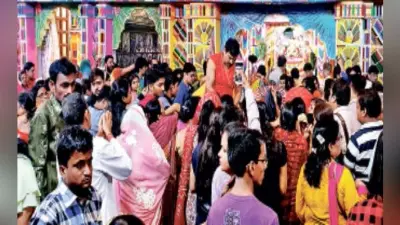 ‘हैप्पी बर्थ डे टू यू बाबा श्याम’ से दिनभर गूंजता रहा श्री श्याम मंदिर घुसुड़ीधाम