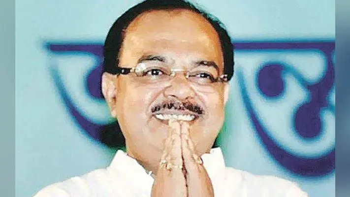 शोभन का इस्तीफा, पत्नी ने कहा : वह अपनी हालत के लिए खुद जिम्मेवार हैं, सीएम का समझाना भी रहा बेकार