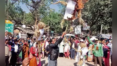 अनगड़ा : पारा शिक्षकों ने दी गिरफ्तारी, रिहा