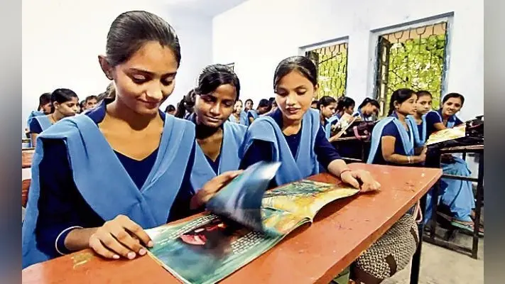 पटना : अन्य भाषाओं को भी सीखेंगे सरकारी स्कूलों के छात्र