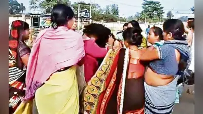 गिरिडीह : …जब एएनएम और महिला डॉक्टर में हुआ भिड़ंत, एक-दूसरे का बाल नोंची