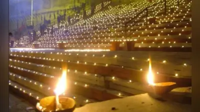 काशी आैर मथुरा में धूमधाम से मनायी गयी देव दीवाली