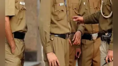 पाकुड़ : डीसी ने करायी थानों की जांच, विरोध में उतरे पुलिस एसोसिएशन के लोग