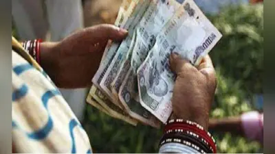सीतामढ़ी : करती हैं सोलह शृंगार और लेती हैं विधवा पेंशन, चार-पांच साल से ले रही थी लाभ