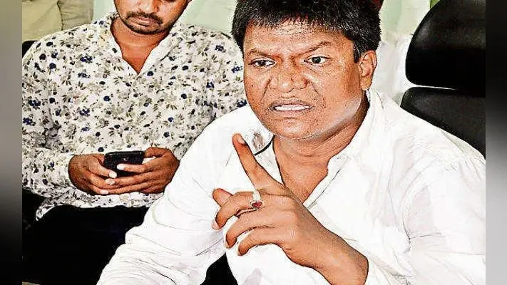 रांची : सांसद जनता से सिर्फ लेना जानते हैं, देना नहीं : ढुल्लू महतो