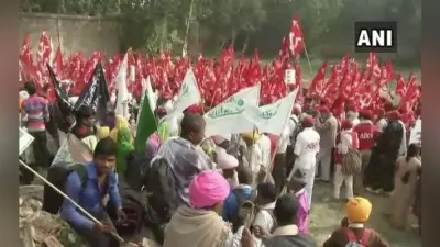 कर्ज माफी, फसल का उचित मूल्य समेत विभिन्न मांगों को लेकर देशभर के किसानों का दिल्ली कूच