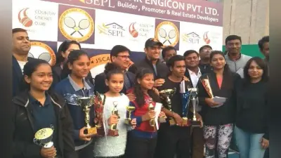 क्रिकेट के बाद टेनिस में भी धौनी का जलवा, मेंन्स डब्लस में जीता खिताब