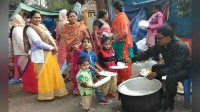 Jharkhand : चंद्रप्रकाश चौधरी के बयान से भड़के हजारीबाग में आंदोलन कर रहे पारा टीचर्स, कही यह बात