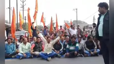 Jharkhand : जामताड़ा के मंदिर से एक करोड़ के जेवरात की चोरी, गुस्से में लोगों ने रोड को किया जाम