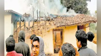 गिरिडीह : सिलेंडर में विस्फोट से घर में लगी आग, बाल-बाल बचा परिवार