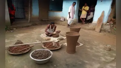 jharkhand@18: कौशल तो पूरे गांव में है, विकास नहीं