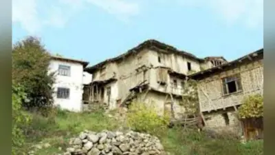 सांकतोड़िया : 25 वर्ष पुराने आवासों को तोड़ने का निर्देश